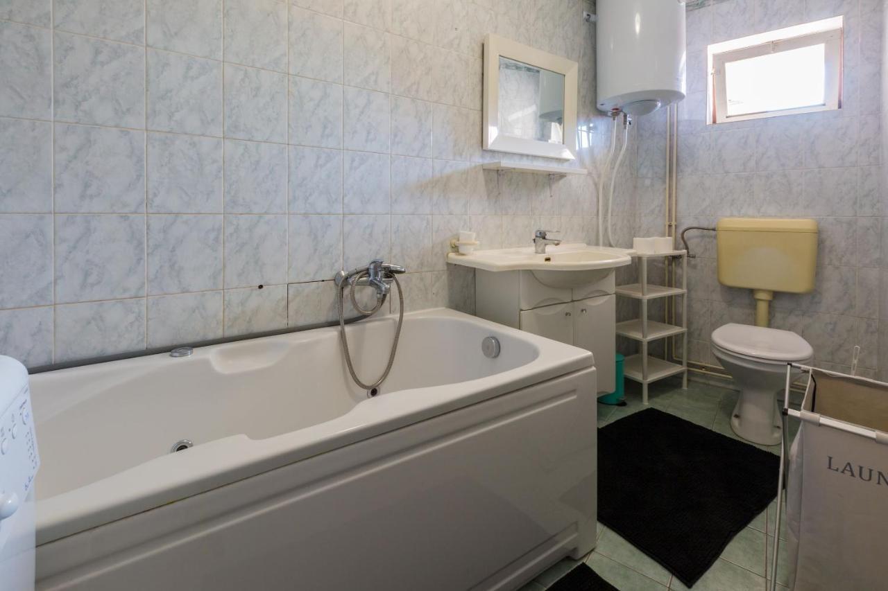 Apartments Kalla Криквеница Екстериор снимка